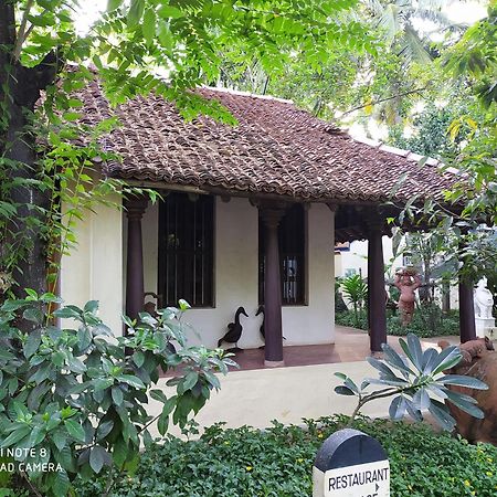 Indeco Hotels Swamimalai Кумбаконам Экстерьер фото
