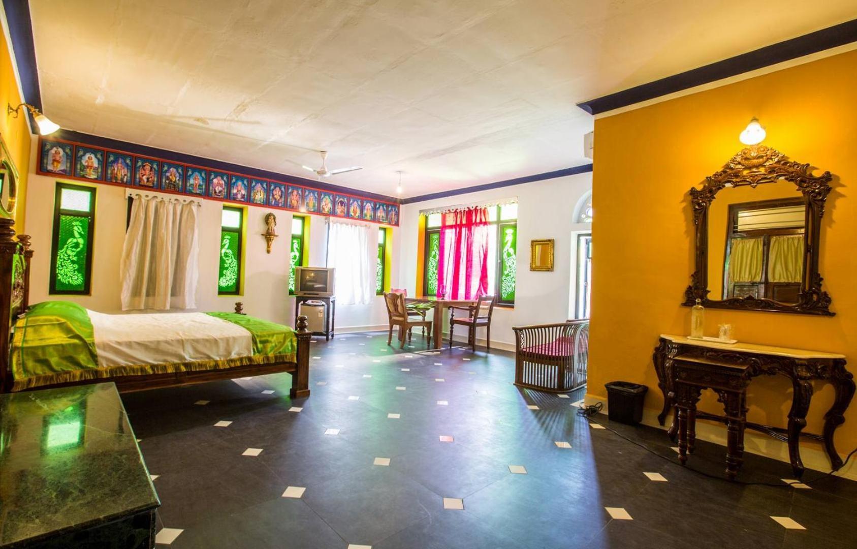 Indeco Hotels Swamimalai Кумбаконам Экстерьер фото