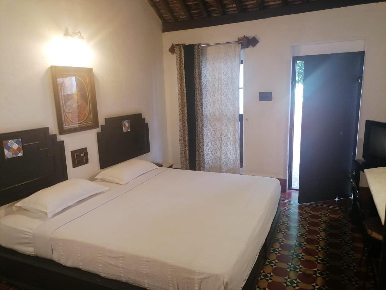 Indeco Hotels Swamimalai Кумбаконам Экстерьер фото