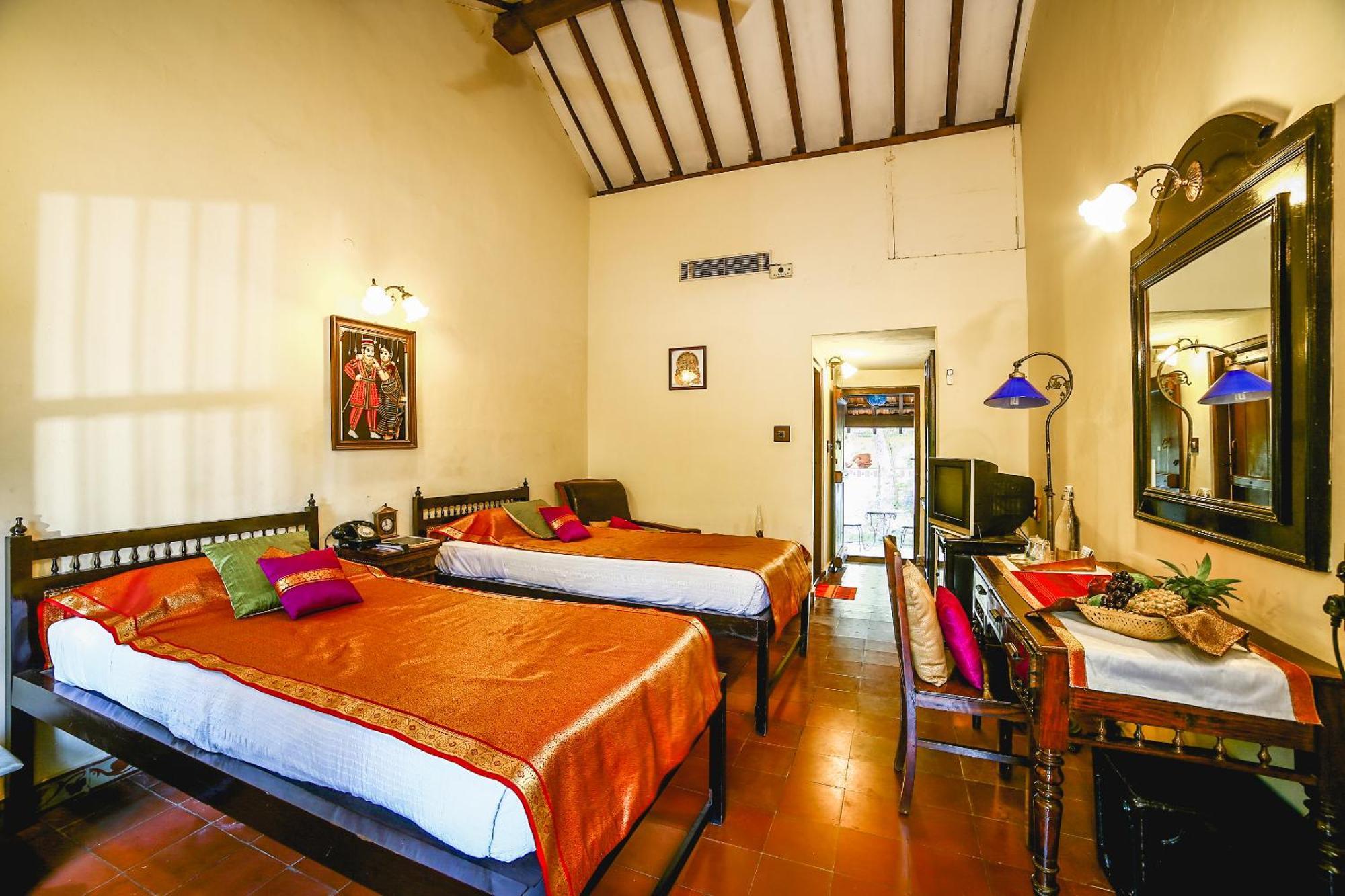Indeco Hotels Swamimalai Кумбаконам Экстерьер фото