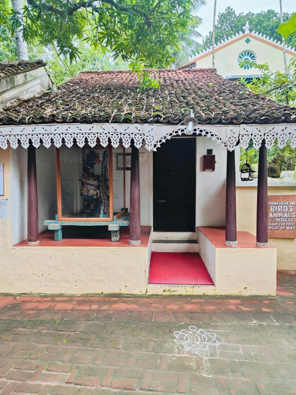 Indeco Hotels Swamimalai Кумбаконам Экстерьер фото